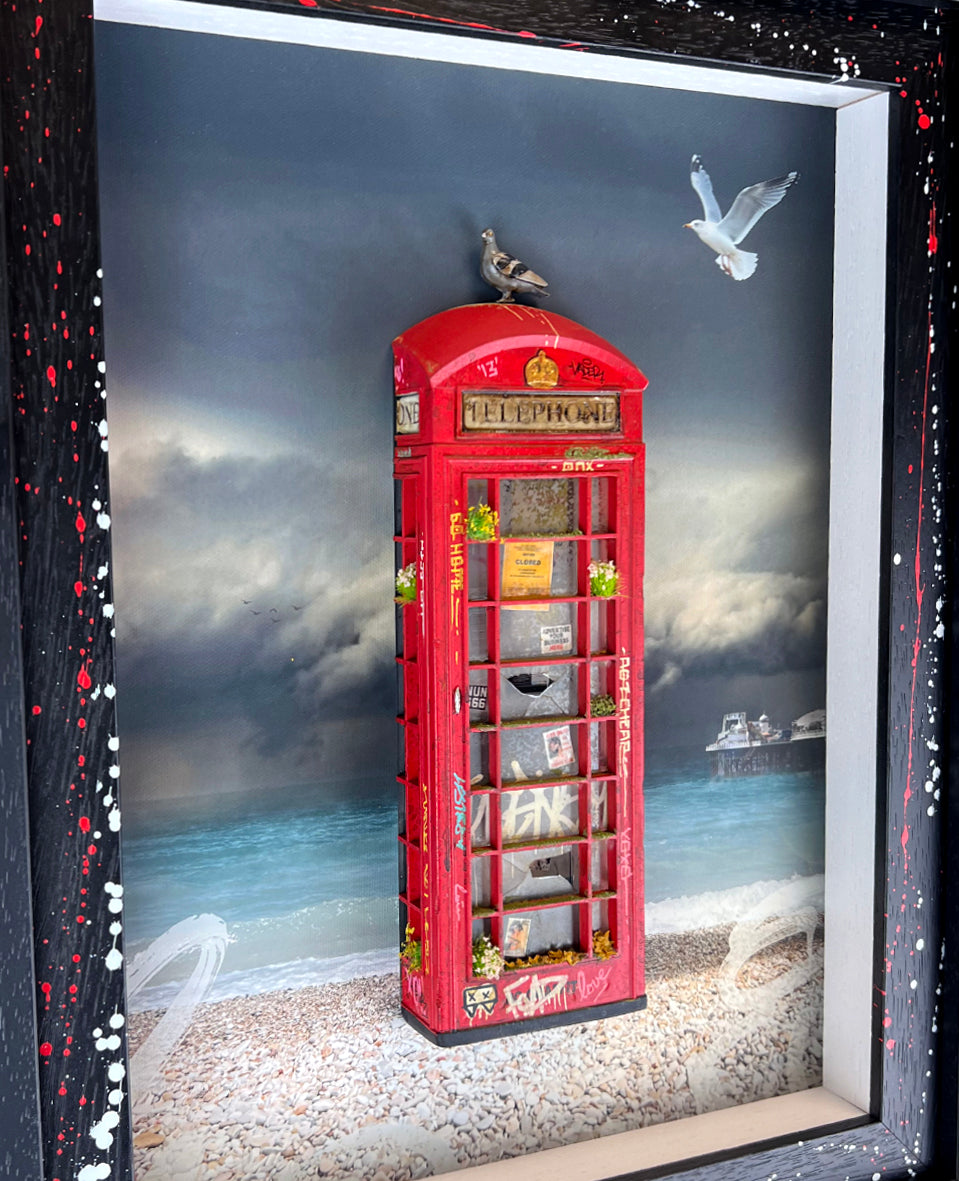 JJ Adams Collect Call Brighton Beach 3D Sculpture - The Acorn Gallery, Pocklington