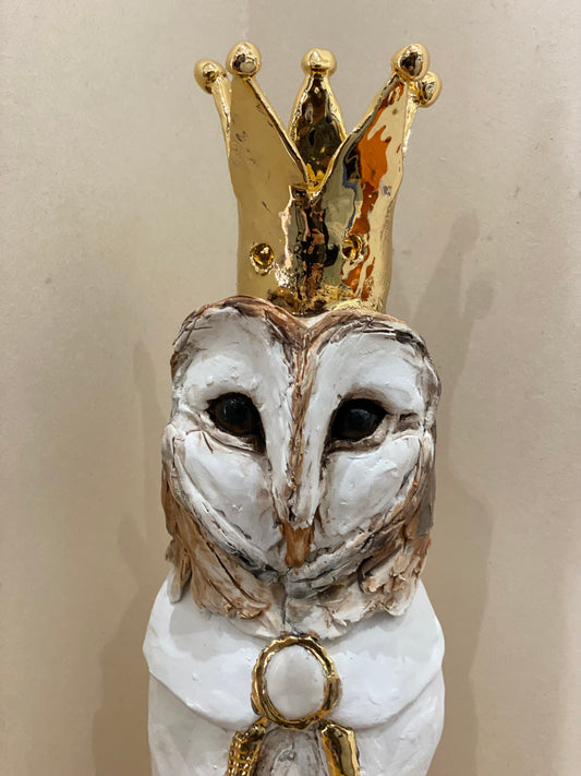 A beautiful ceramic barn owl with a gold crown, hand crafted by ceramic artist Louise Brown. Available at The Acorn Gallery in Pocklington. Visit the gallery or shop online or call us on 01759 307652.