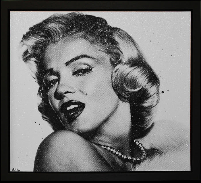 Paul Oz canvas print in monochrome, featuring a glamorous woman’s portrait with sparkling diamond-dust texture and a black frame.