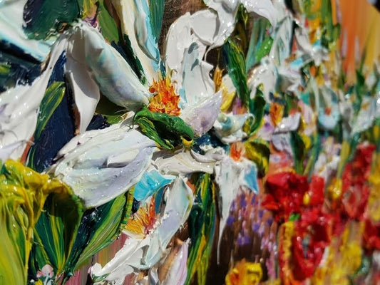 Close-up of heavily textured original oil painting Chord with gold leaf highlights by Yulia Lisle