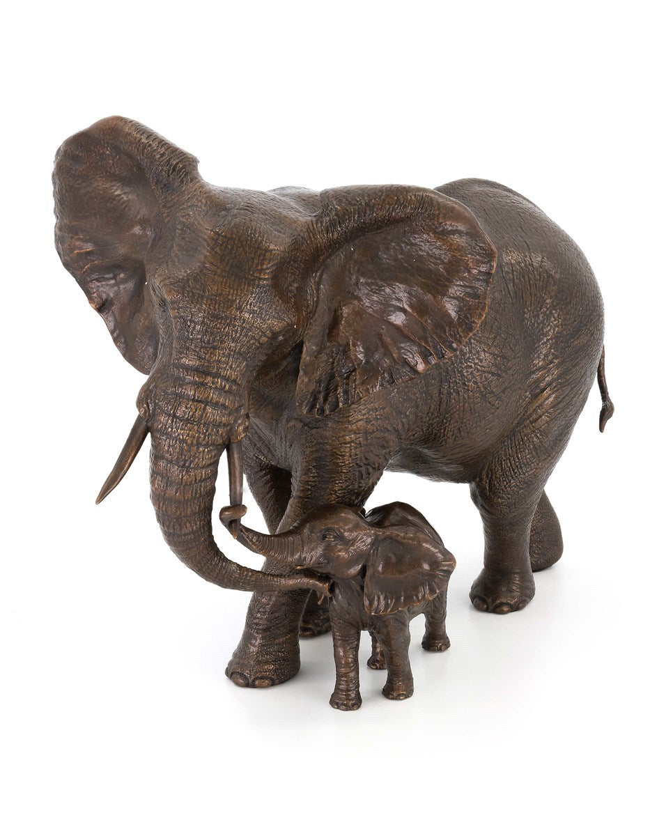 Stunning Dean Kendrick Savannah Dawn Elephant Sculpture. This impressive contemporary sculpture is available from The Acorn Gallery in Pocklington. Order online or call us on 01759 307652.