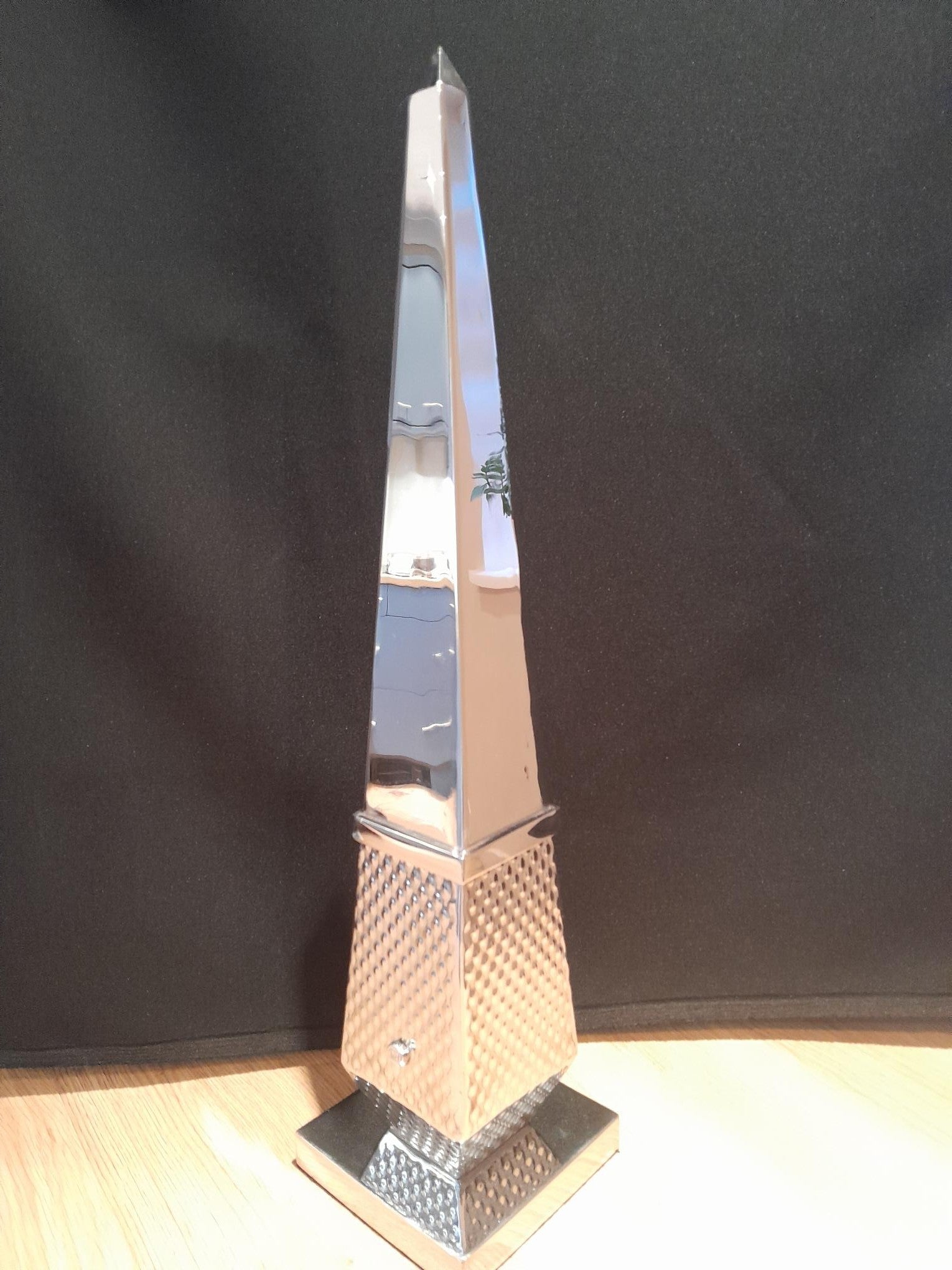 Malcolm Hull Obelisk III Original Sculpture - The Acorn Gallery, Pocklington