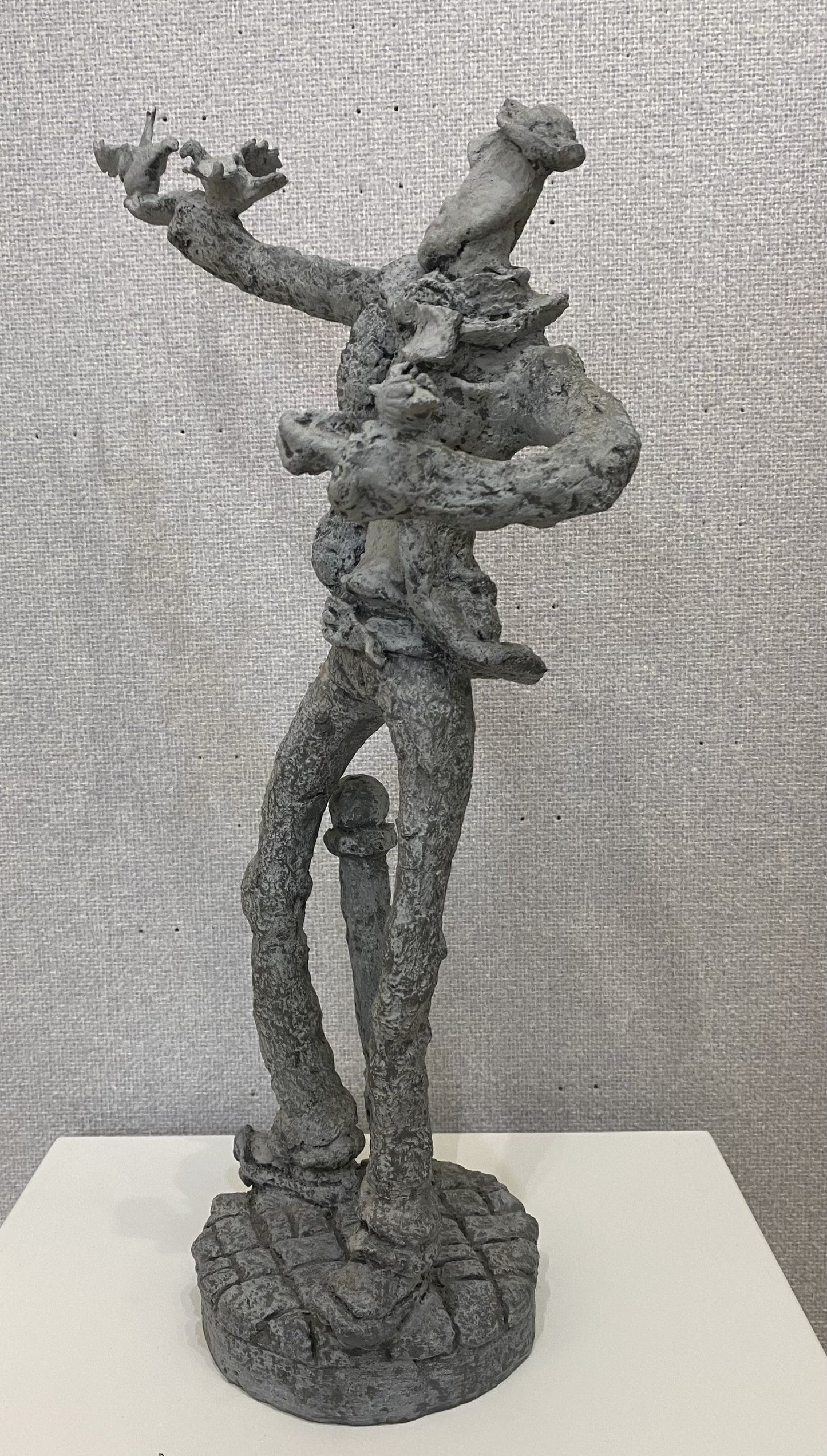 Philip Stuttard Feathered Friends Sculpture - The Acorn Gallery, Pocklington, shop online or call 01759 307652.