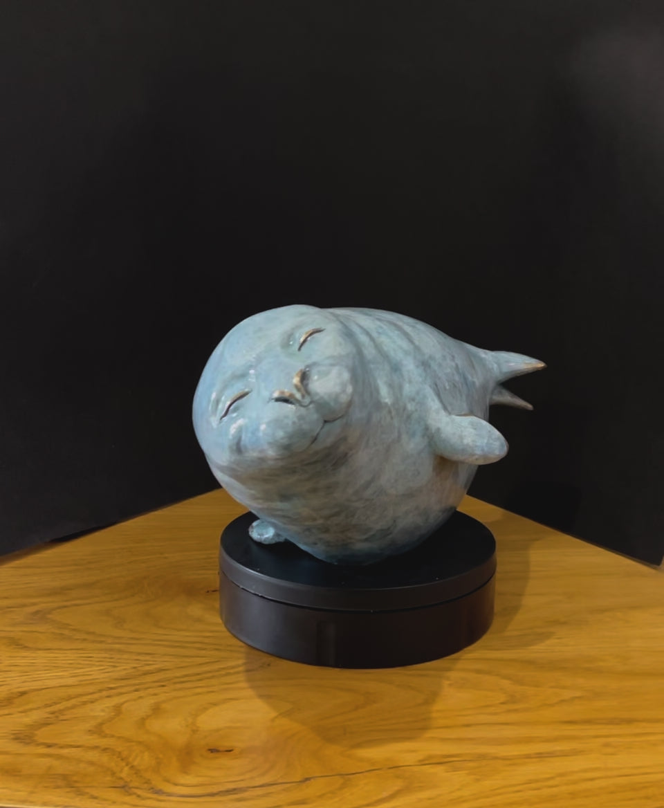 Bronze seal sculpture by Yorkshire artist Roxy Winterburn, available from The Acorn Gallery in Pocklington. Order online or call us on 01759 307652. Free U.K. Delivery. 